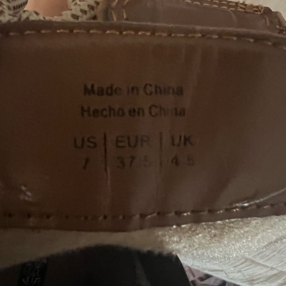 Jodi Lace up Ankle Boot with Shearling Collar - Picture 7 of 7